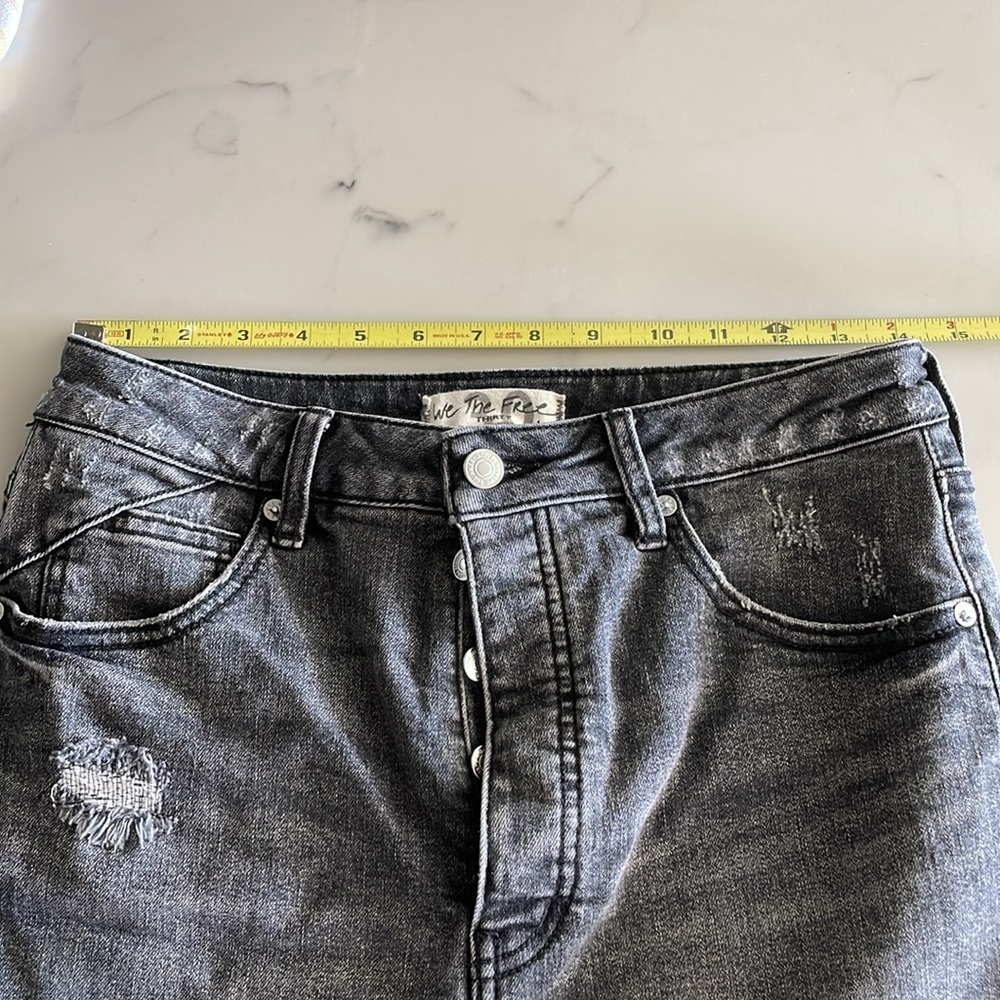 High-Rise Distressed Black Denim Shorts - Picture 3 of 10